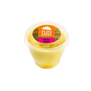 Fijnproevers eiwitverrijkt mango dessert in transparante cup, geschikt voor IDDSI-niveaus 3 en 4.
