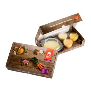Fijnproevers Tropisch Menu: eiwitverrijkte maaltijd met kerriesoep, kip, wortel en mango dessert voor mensen met kauw- en slikproblemen.