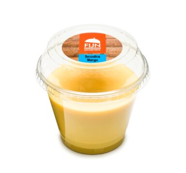 IDDSI-ijs gemaakt van Fijnproevers Smoothie Aardbei, veilig en smeuïg voor mensen met slikproblemen.
